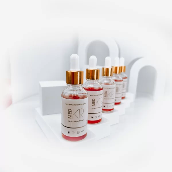 Tinh chất phân giải sắc tố Skin Defense Serum MED-KR - Ảnh 3
